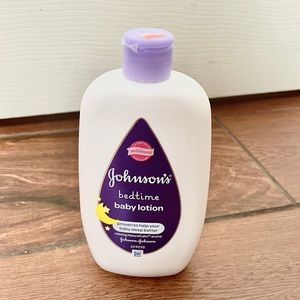 NEW Johnsons baby lotion bedtime relaxing natural calm aroma 300ml